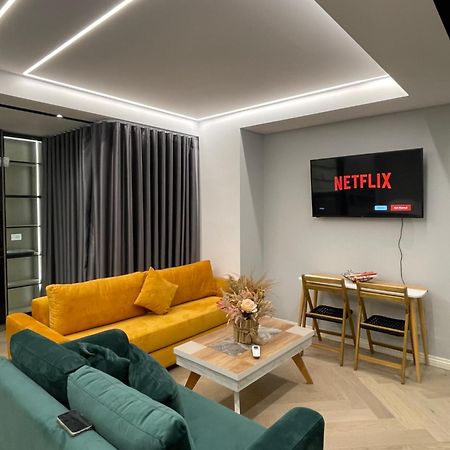 Luxury One Bedroom Apartment Tirana Exterior foto